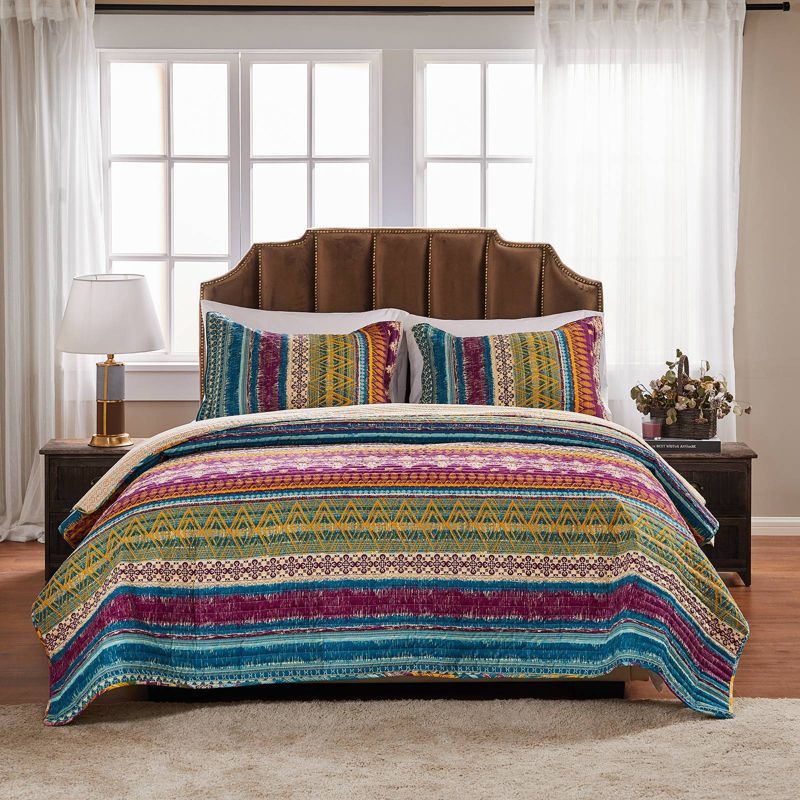 King Pink Cotton Reversible Boho-Chic Quilt Set