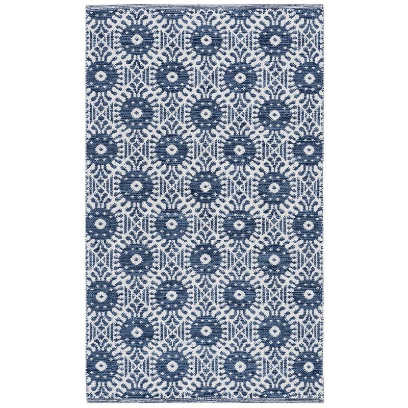 Coastal Charm Ivory/Navy Cotton Blend 3' x 5' Area Rug