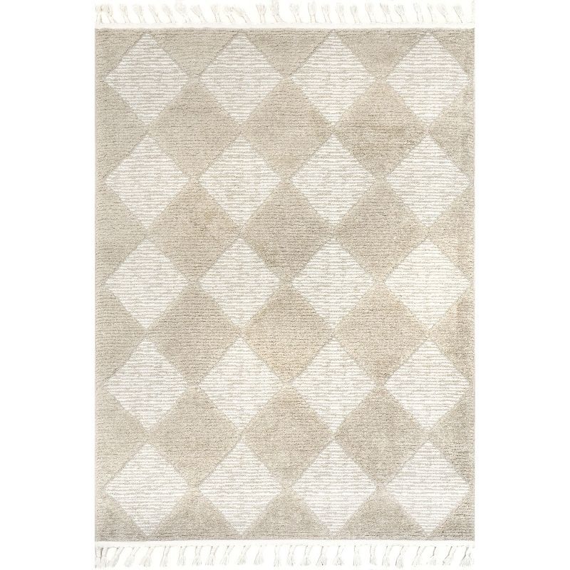 Beige Diamond Pattern 8' x 10' Synthetic Area Rug