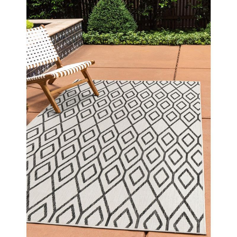 Ivory Geometric Flat Woven 9' x 12' Outdoor Rug