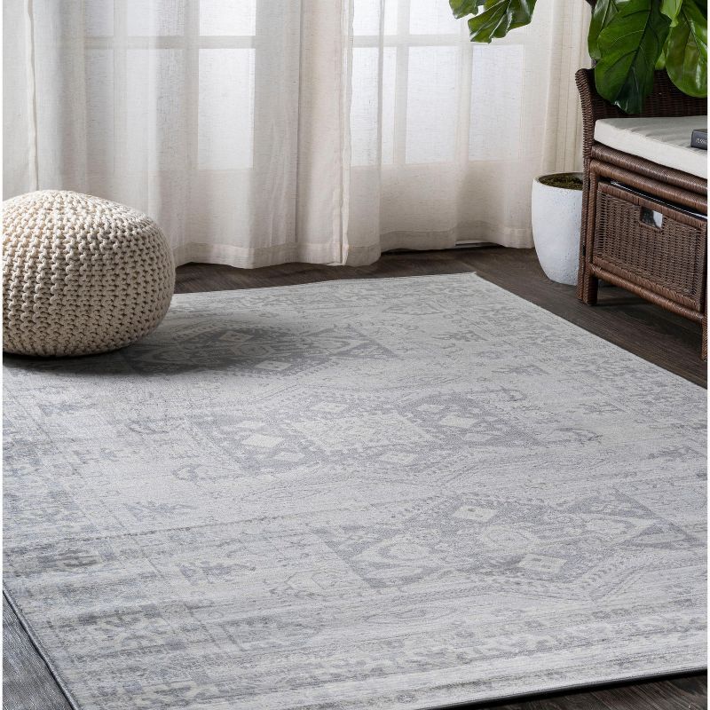 Elegant Vintage Persian-Inspired 4' x 6' Light Gray Synthetic Area Rug