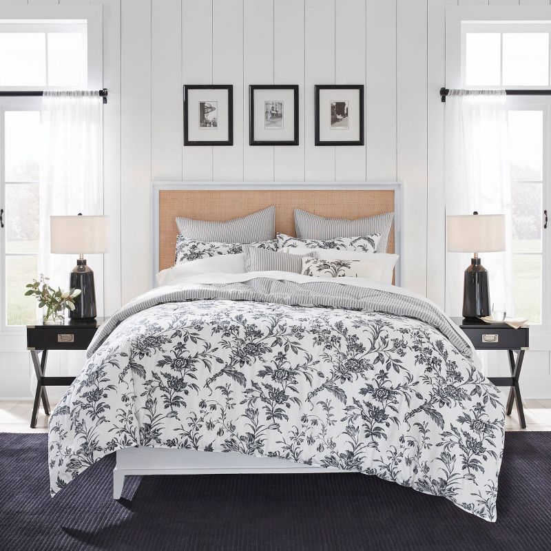 Amberley Black and White Reversible Cotton Full Comforter Set