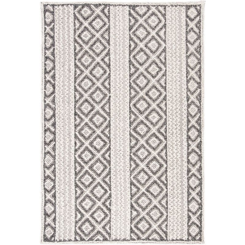 Gray and Beige Hand-Tufted Wool 4' x 6' Area Rug