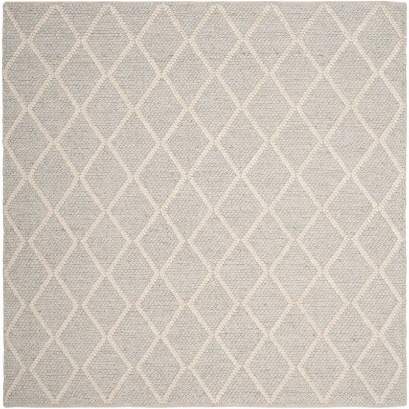 Ivory Coast Hand-Tufted Wool 4' Square Braided Rug