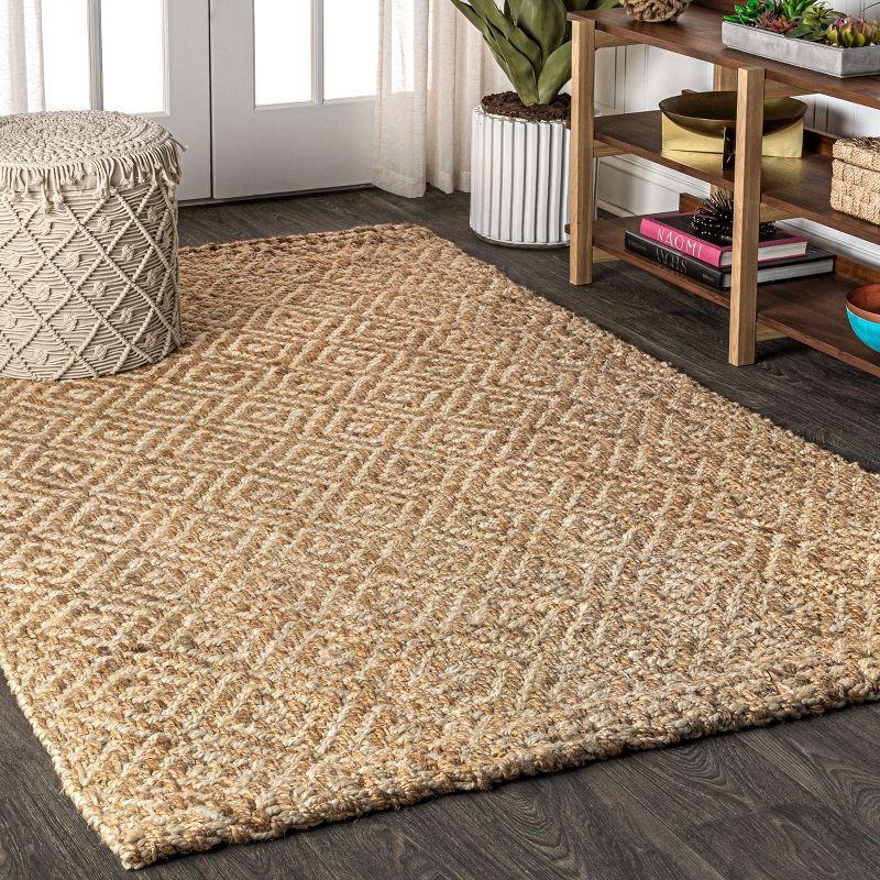 Ivory Diamond Braided Handmade Reversible 8' x 10' Jute Rug