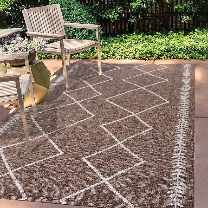 Handmade Boho-Chic Brown/Beige Trellis Synthetic 8' x 10' Area Rug