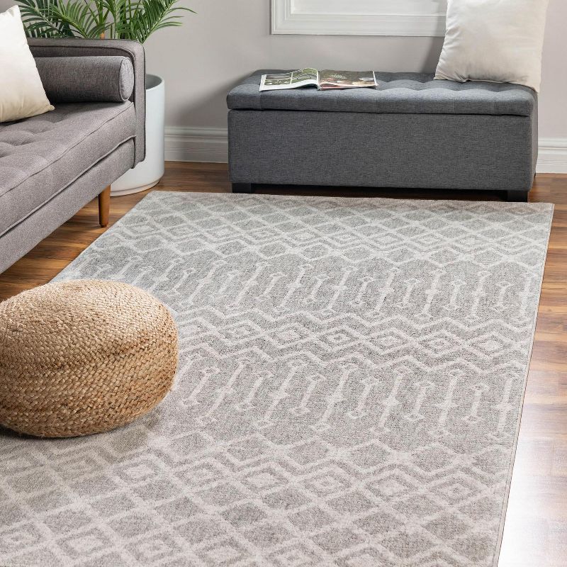 Eco-Friendly Gray Trellis Rectangular Indoor Rug