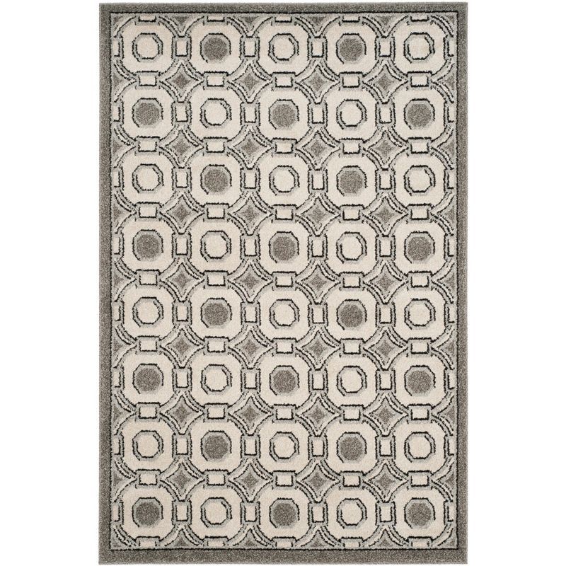 Ivory Elegance 4' x 6' Synthetic Hand-Knotted Rug