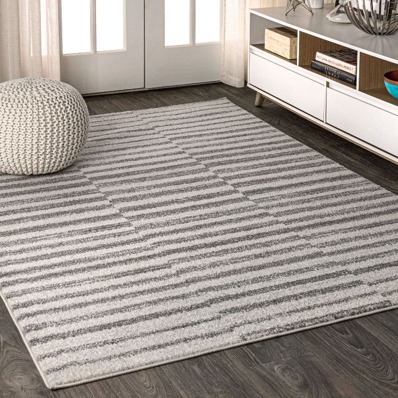 Modern Stripe Gray and Ivory Synthetic 3' x 5' Area Rug