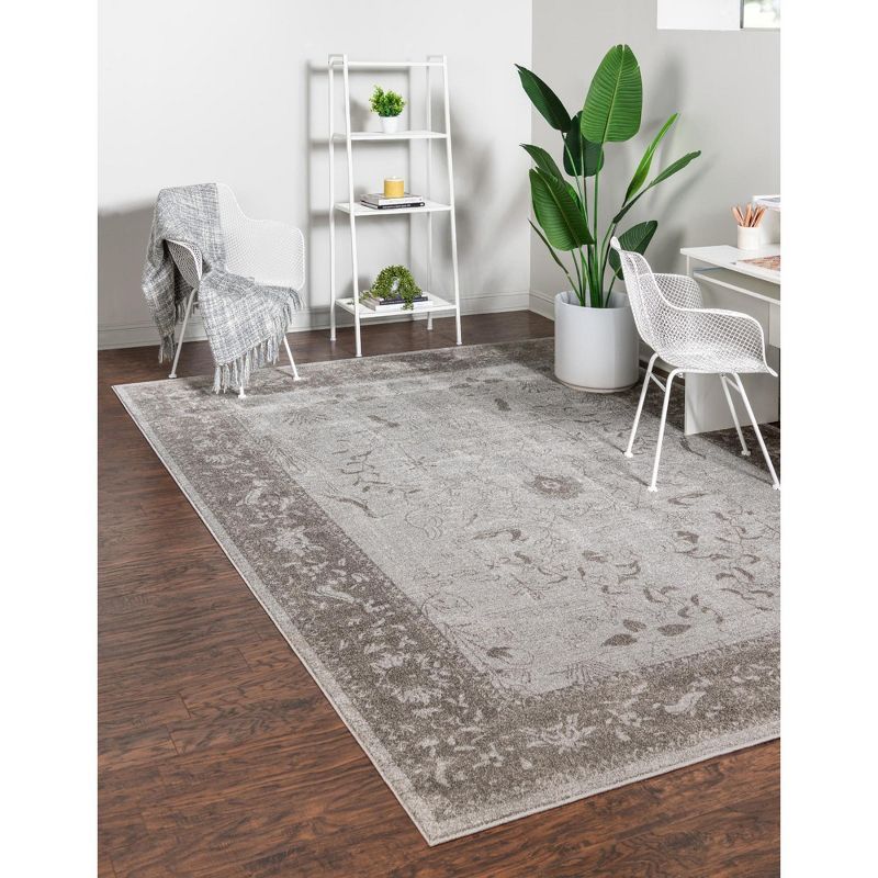 La Jolla Light Gray Floral Synthetic 5' x 8' Area Rug