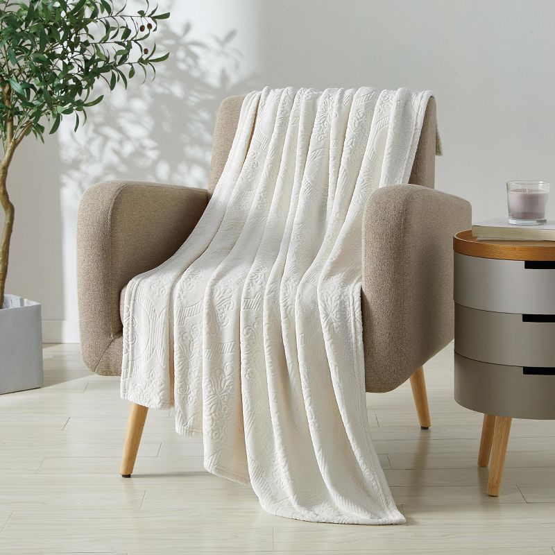 Ivory Ultra Soft Fleece Throw Blanket with Ogee Damask Pattern