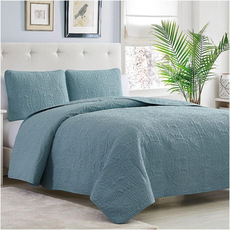 Spa Blue Twin Reversible Microfiber Bedspread Set