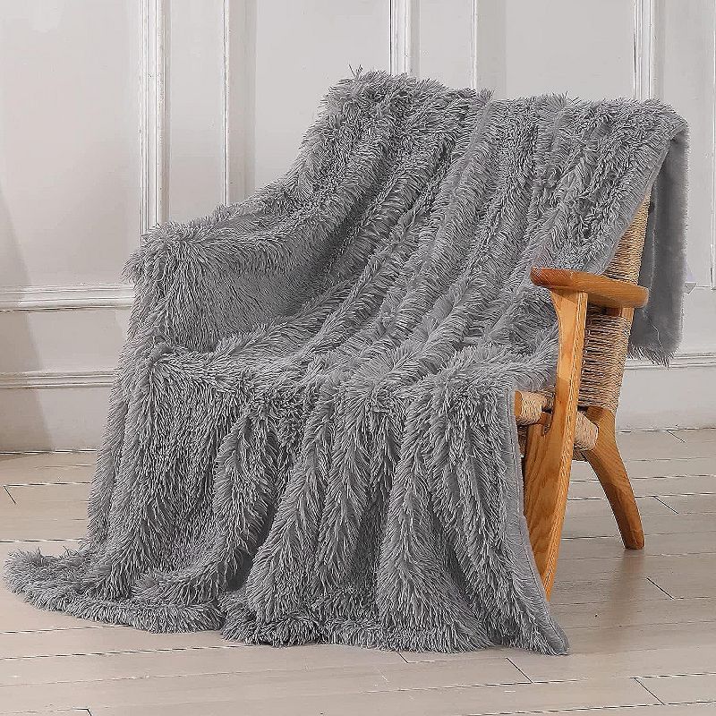 Gray Ultra Soft Fuzzy Oversized Polyester Throw Blanket 50x70