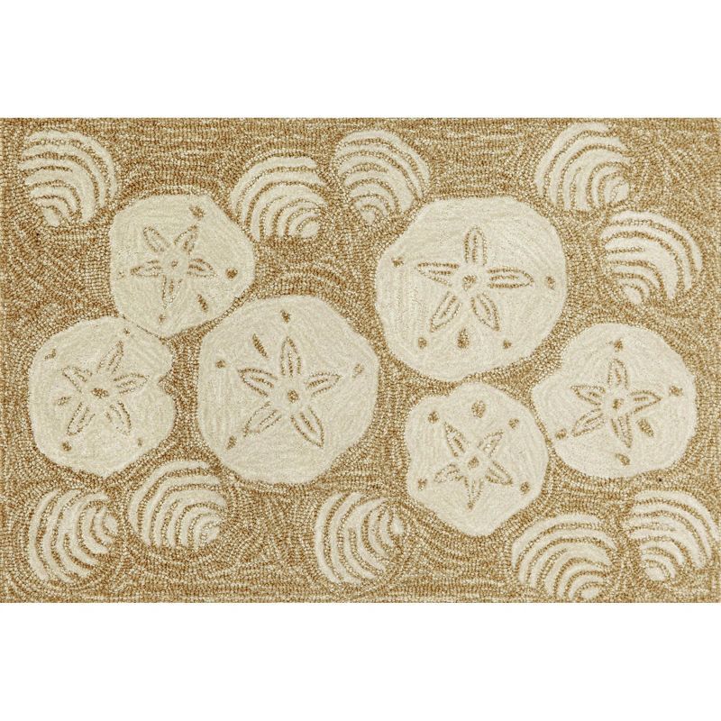 Natural Shell Toss Hand Tufted Indoor/Outdoor Rug