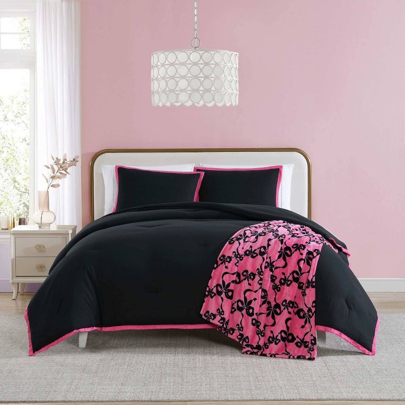 Signature Hotel Solid Black King Microfiber Comforter Set with Pink Accents