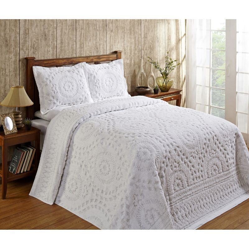 White Cotton Reversible Queen Bedspread Set