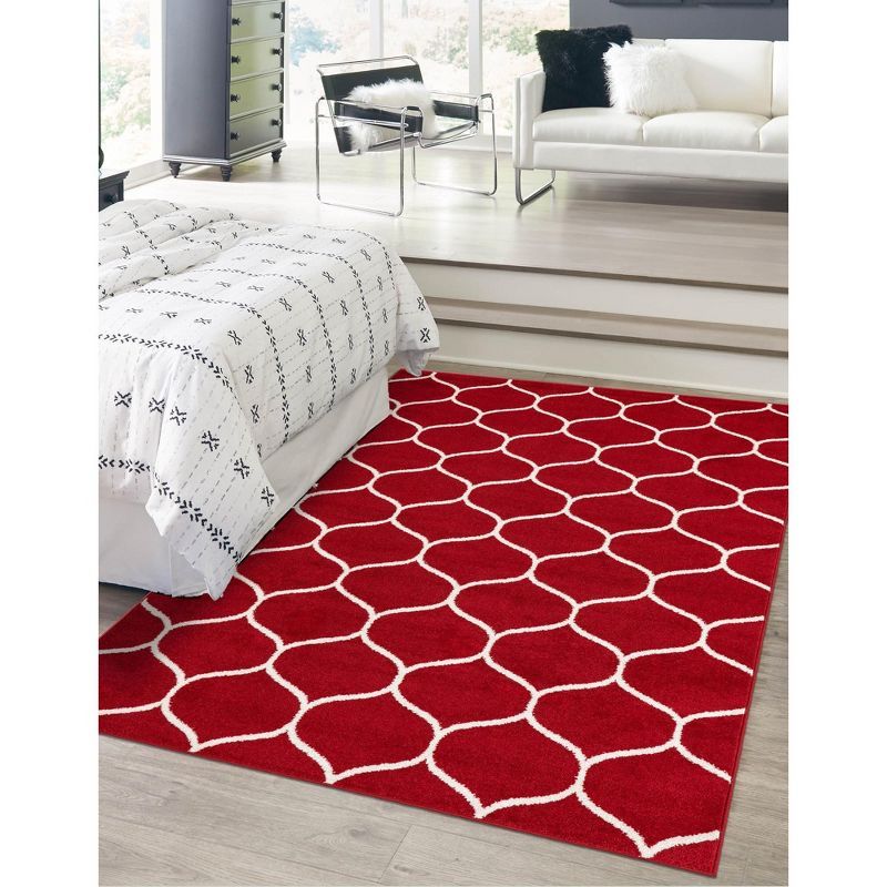 Red and Ivory Synthetic Trellis 10' x 14' Rectangular Rug