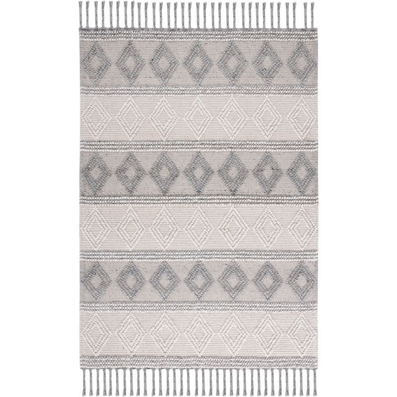 Ivory Hand-Tufted Wool Rectangular 4' x 6' Rug