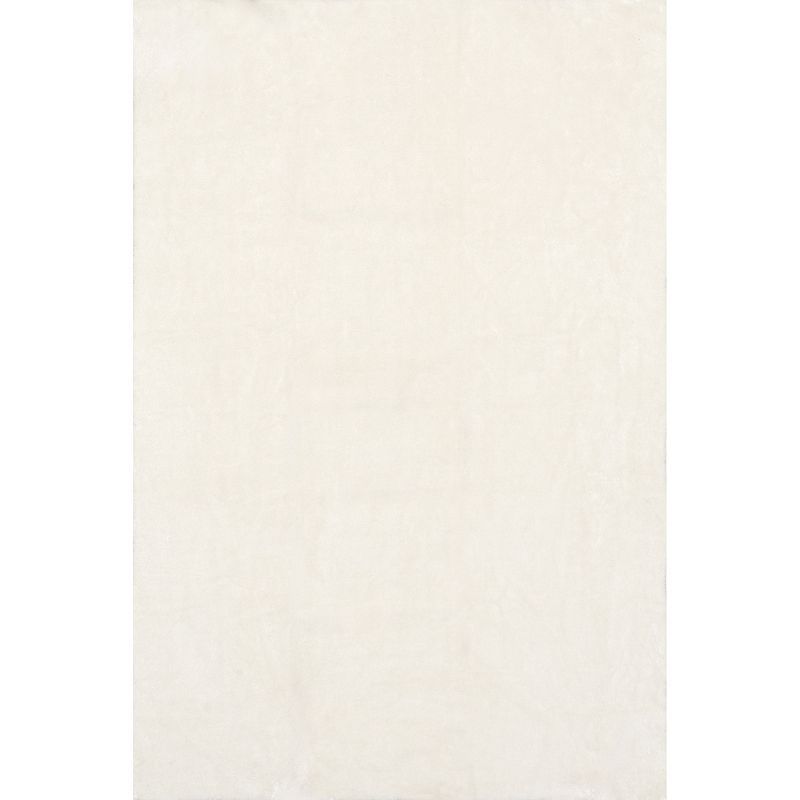 White 4' x 6' Solid Shag Machine Washable Area Rug