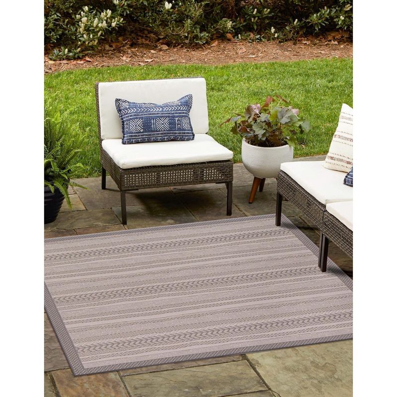 EasyCare 6' Square Gray Stripe Synthetic Outdoor Rug