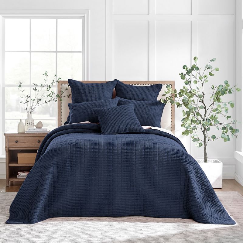 Navy Reversible Microfiber Full Bedspread Set