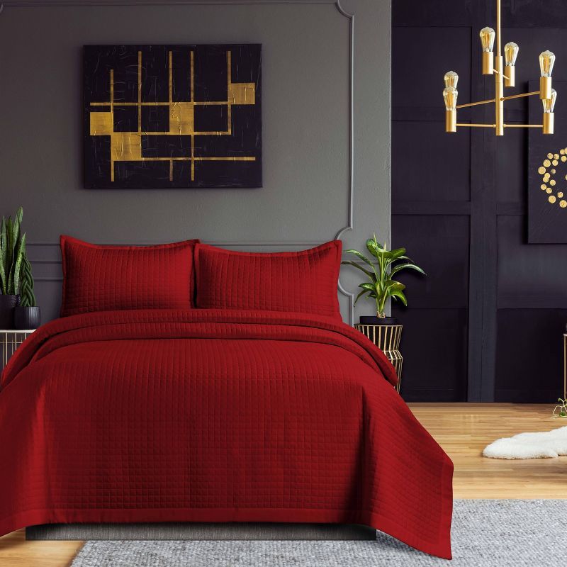 King Size Deep Red Microfiber Box Stitch Quilt Set