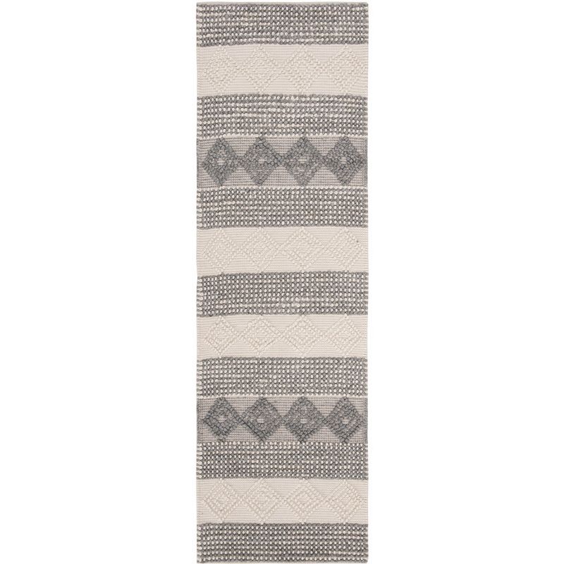 Handmade Gray and Ivory Wool Braided Square Accent Rug