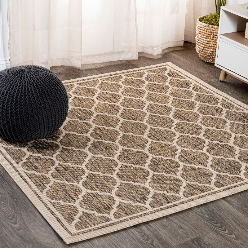 Square Geometric Gray Trellis Flatweave Indoor/Outdoor Rug