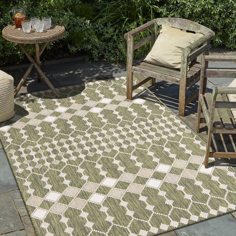 Green Trellis 9' x 12' Rectangular Washable Outdoor Rug