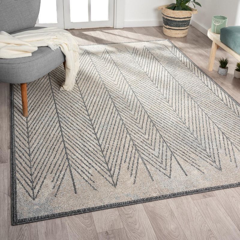 Gray Geometric Patterned Stain-Resistant Area Rug 2x3