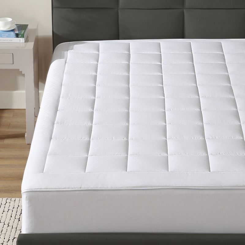 King White Cotton Down Alternative Mattress Pad