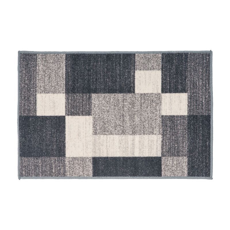 Gray Geometric Non-Slip Washable Synthetic Area Rug 20" x 30"