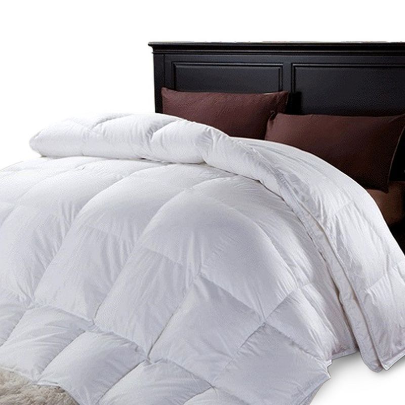 Twin White Microfiber Down Alternative Comforter