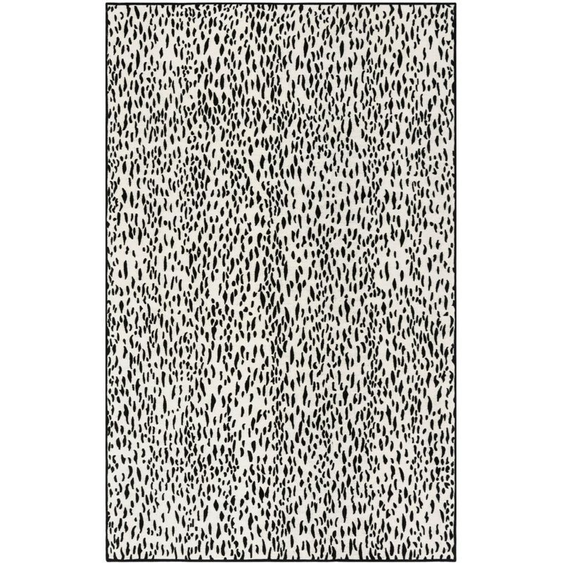 Ivory and Black Handwoven Wool and Synthetic Area Rug, 5' x 8'