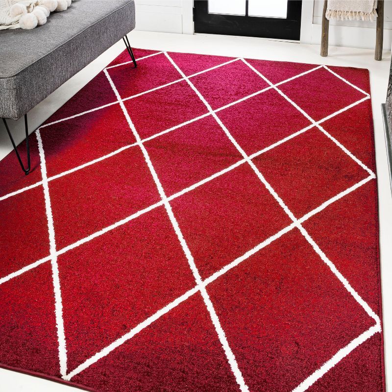 Red Diamond Trellis 4' x 6' Synthetic Area Rug