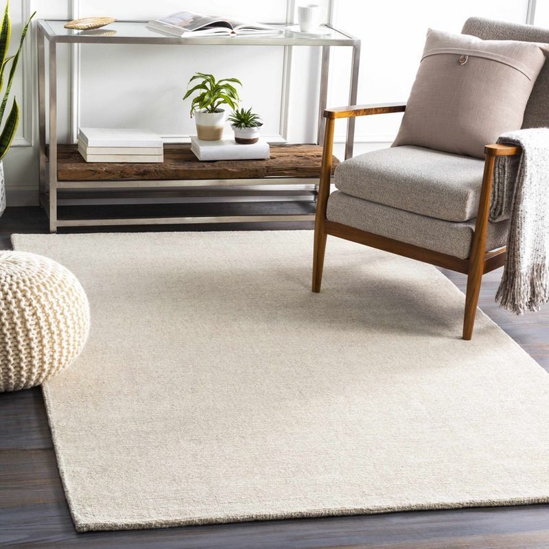 Ivory Handmade Wool Rectangular Area Rug 6' x 9'