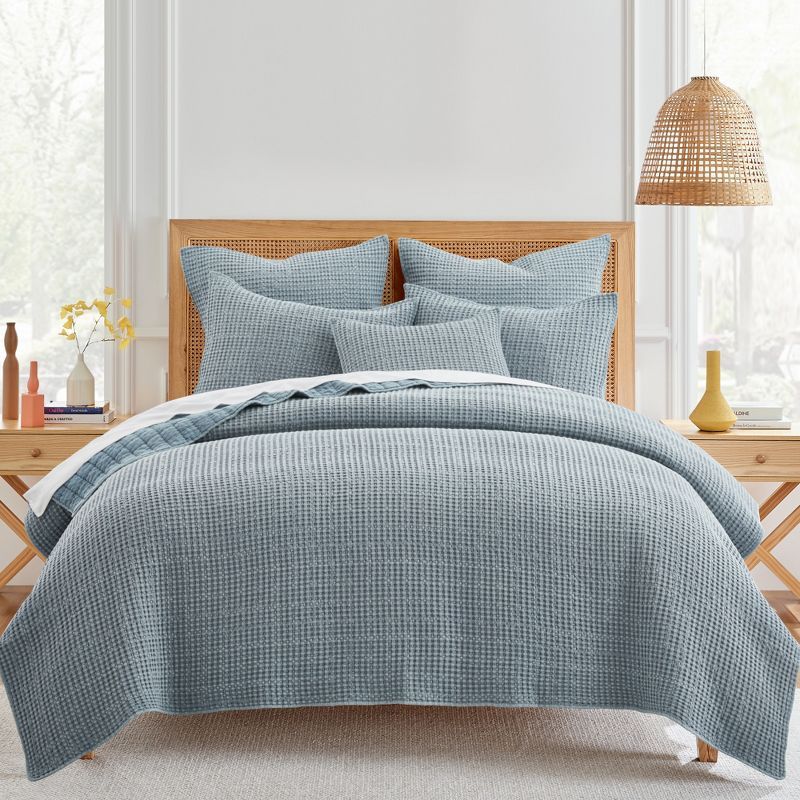 Chambray Full Microfiber Waffle Quilt and Sham Set