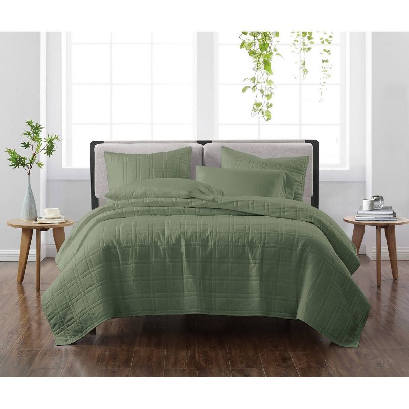 Green Full Microfiber Reversible Quilt Set