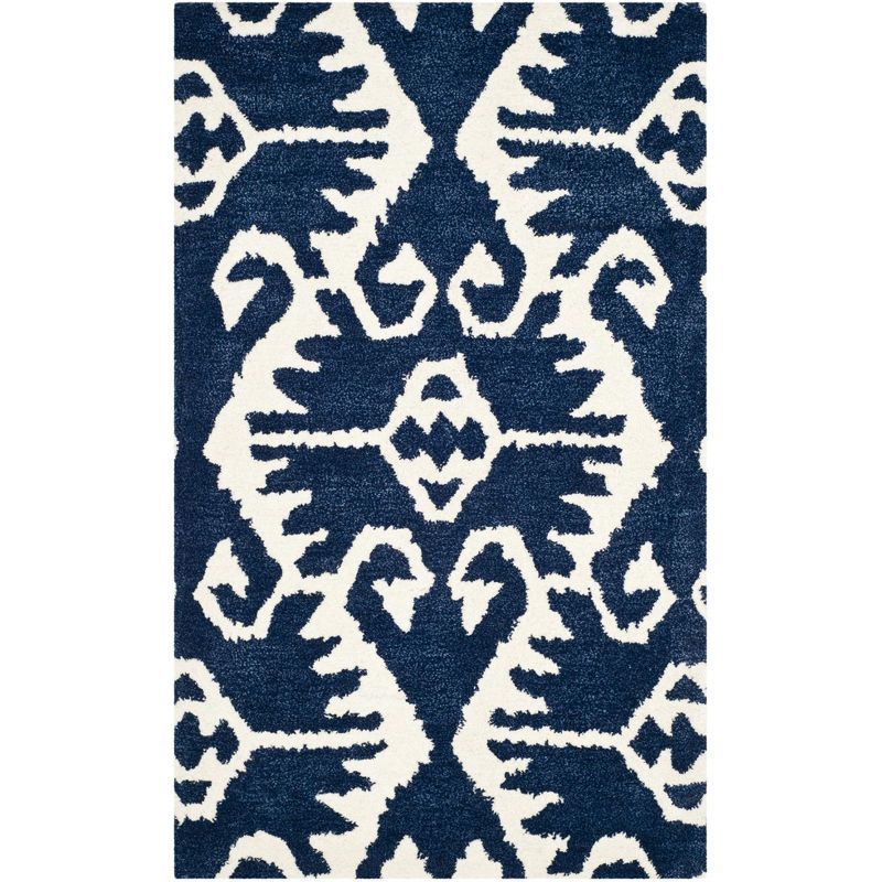 Wyndham Royal Blue and Ivory Wool Tufted Area Rug 4' x 6'