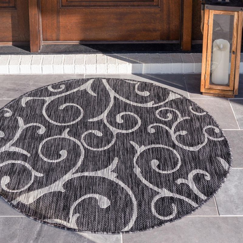 Charcoal Gray Round Stain-Resistant Outdoor Rug