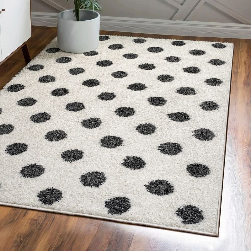 Easy-Care Charcoal and Ivory Polka Dot Shag Rug 3'x5'
