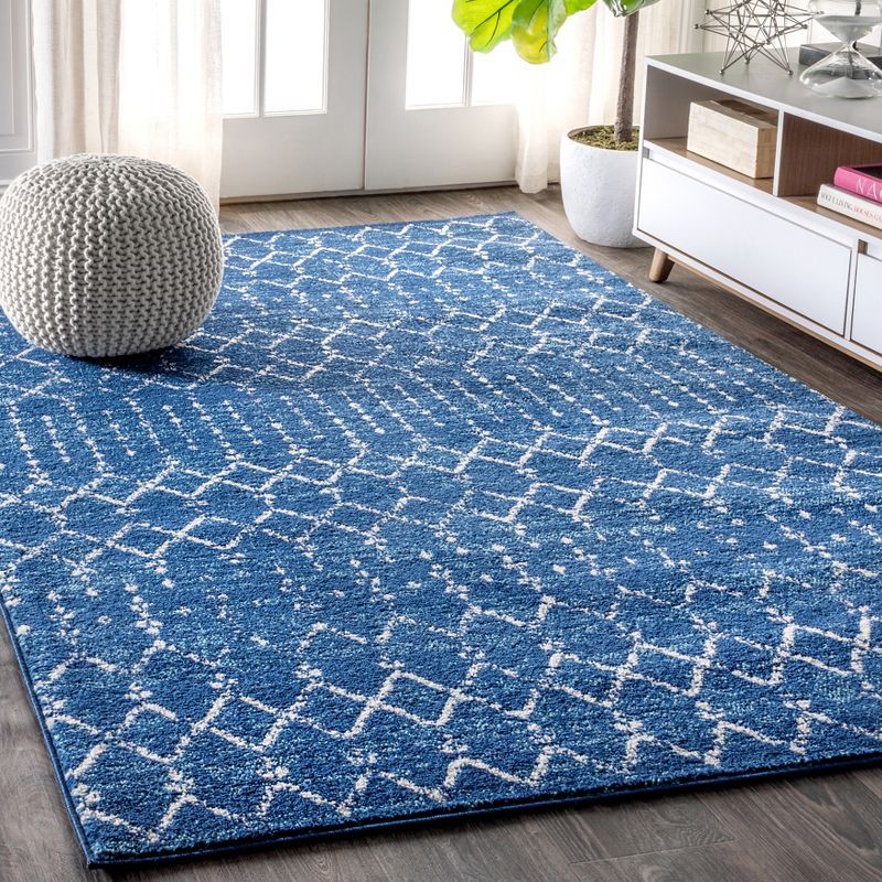 Modern Indigo Ivory Moroccan Diamond 4' x 6' Area Rug