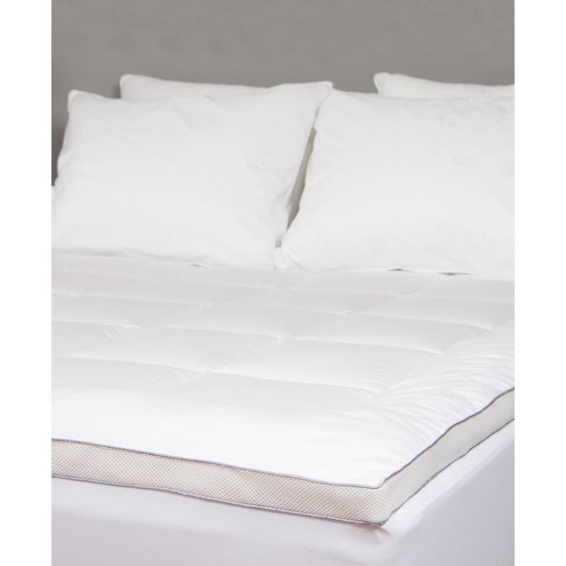 Full White Down Alternative Mattress Pad with 300 Thread Count