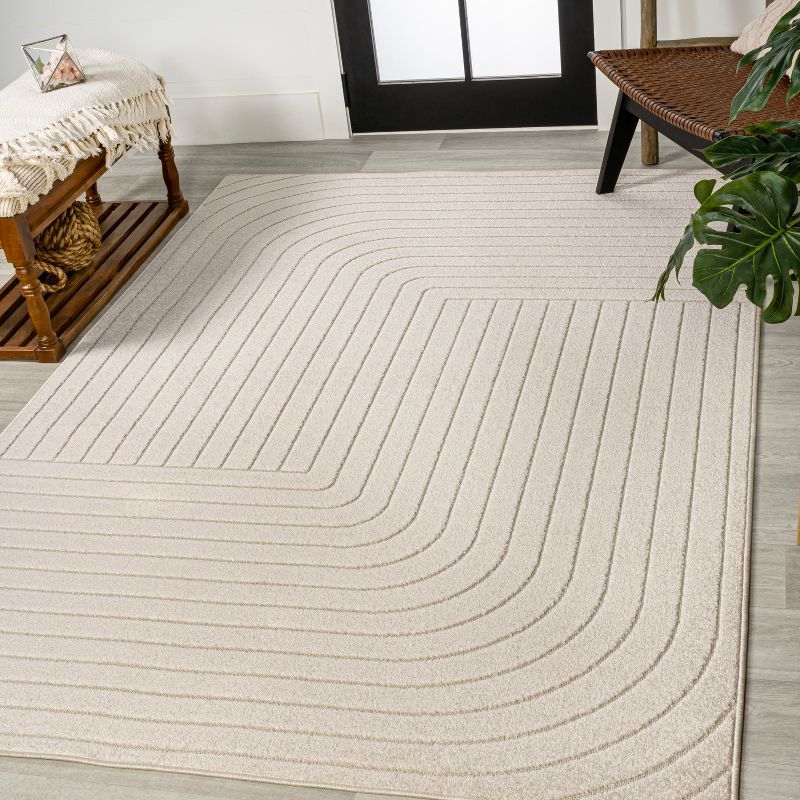 Minimalist Ivory/Cream Geometric Synthetic 4' x 6' Area Rug