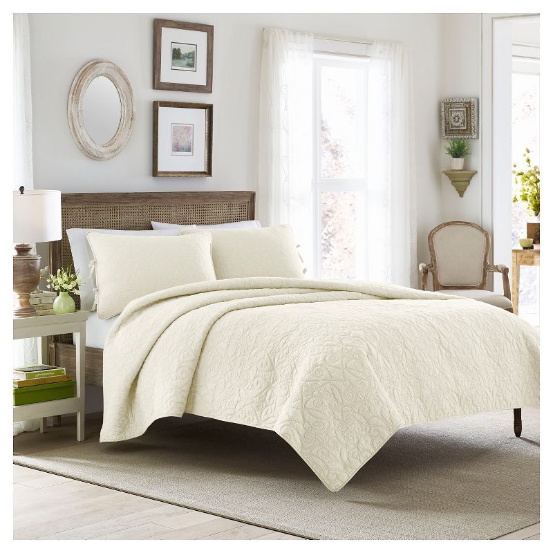 Ivory King Cotton Reversible Quilt Set with Shams