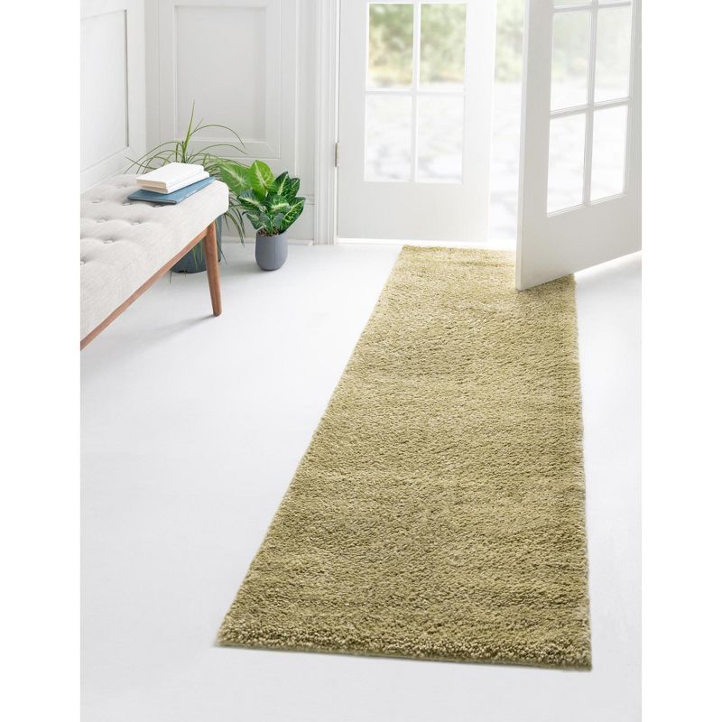 Calabasas Light Green Shag Runner Rug for Indoor Use