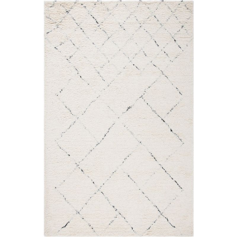 Ivory Elegance Hand-Tufted Wool Shag Area Rug - 4' x 6'