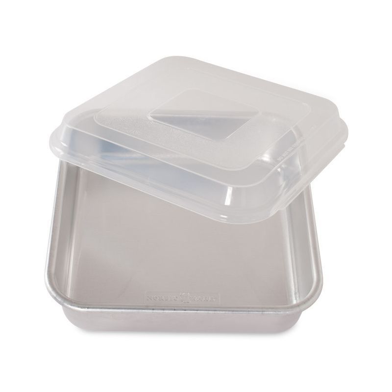 9-Inch Aluminum Square Cake Pan with Clear Lid