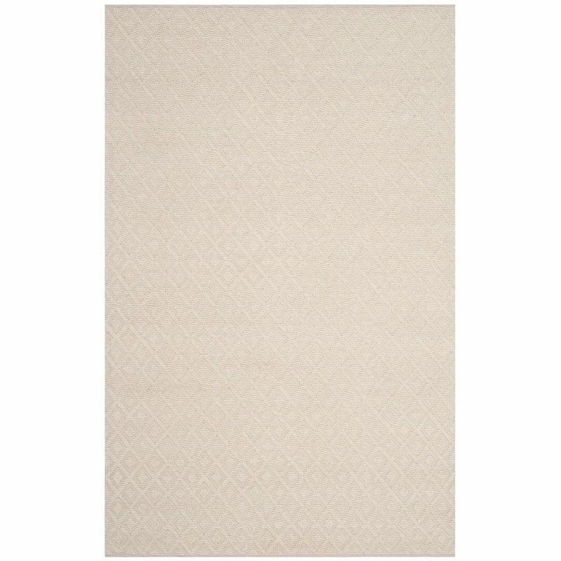 Ivory Handwoven Wool and Synthetic 5' x 8' Area Rug