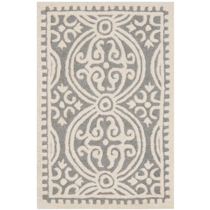 Ivory and Silver Hand-Tufted Wool Geometric Area Rug 2' x 3'